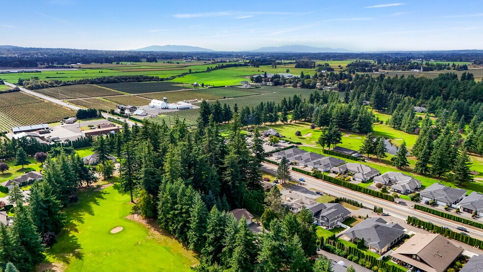 More Photos Of 918 Citadel Dr, Everson Multifamily For Sale