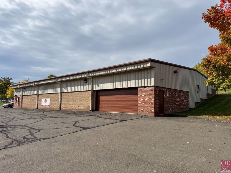 More Photos Of 980 Stanley St, New Britain Warehouse For Sale