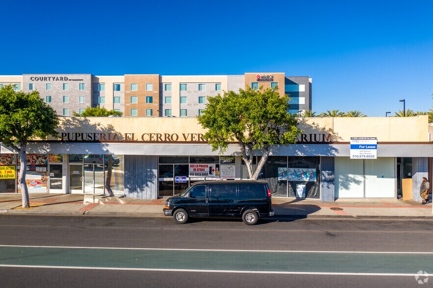More Photos Of 12623-12631 Hawthorne Blvd, Hawthorne Storefront For Lease
