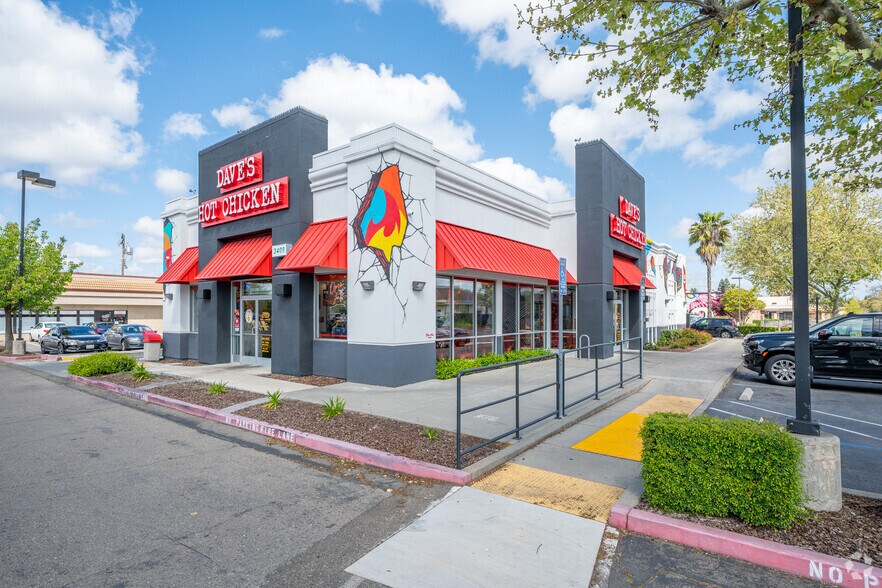 Primary Photo Of 3409 Arden Way, Sacramento Fast Food For Sale