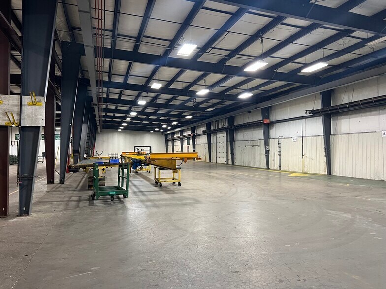 More Photos Of 930 Single Ave, Wausau Manufacturing For Sale