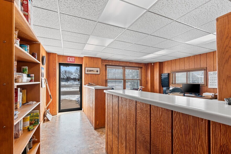 Primary Photo Of 537 Caldwell Ave, Oconto Falls Office For Sale