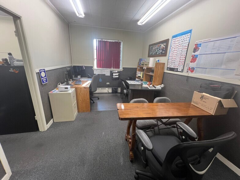 More Photos Of 551 Hyde Park Ave, Hillside Flex For Sale