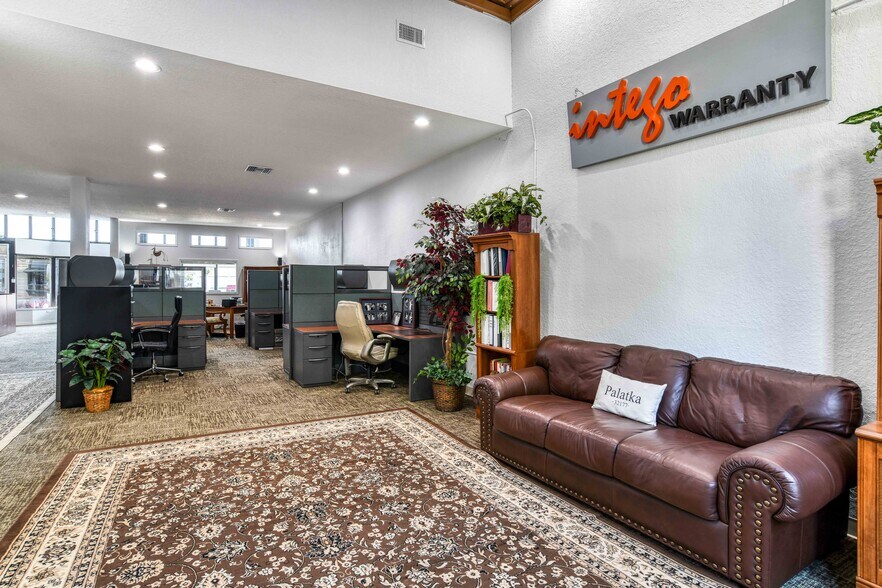 More Photos Of 621 St Johns Ave, Palatka Storefront For Sale