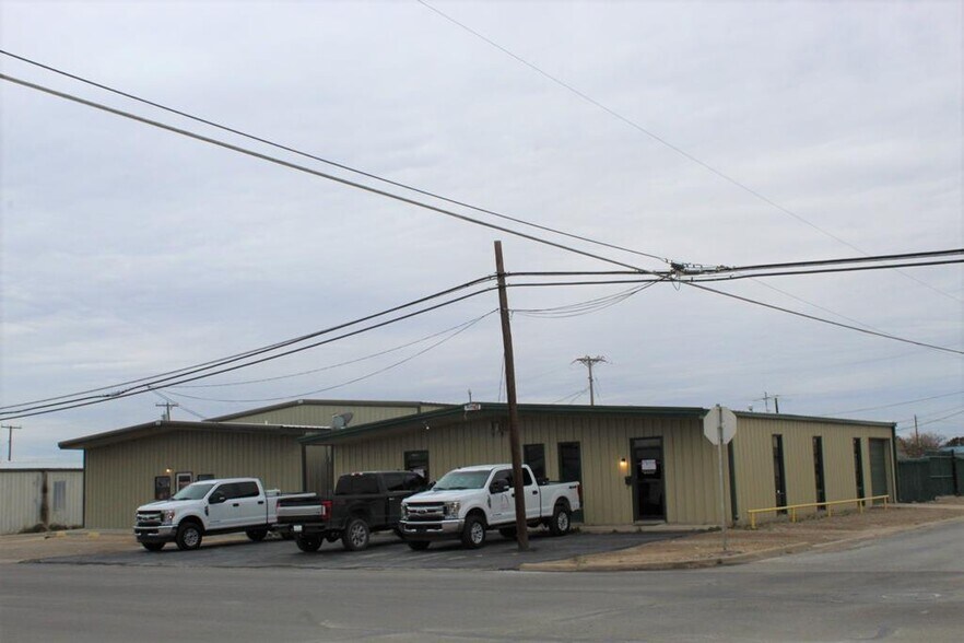 Primary Photo Of 407 N Nelson St, Fort Stockton Research And Development For Sale