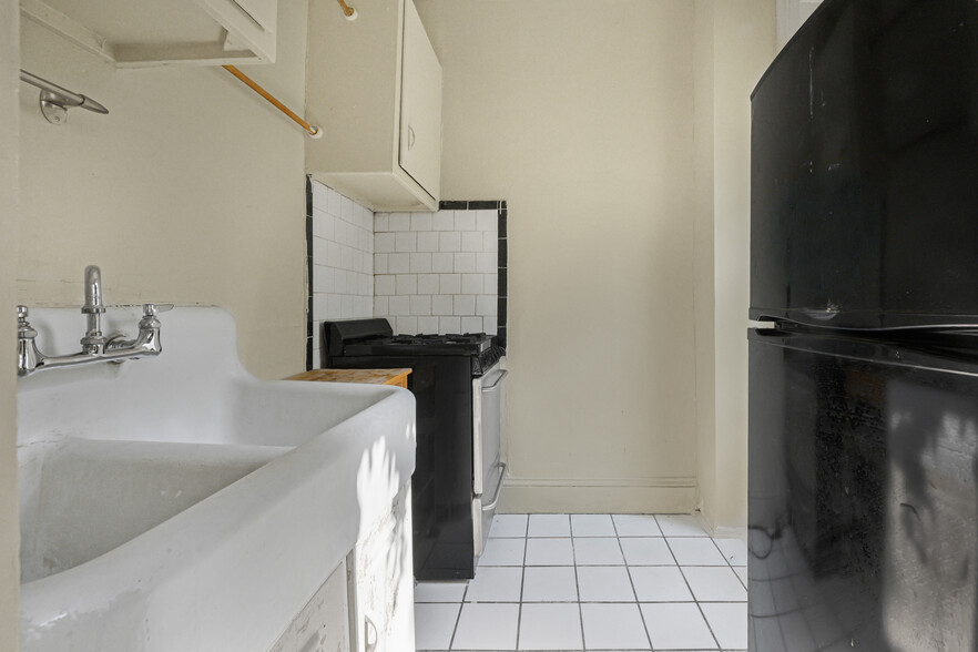 More Photos Of 308 Pleasant Ave, New York Apartments For Sale