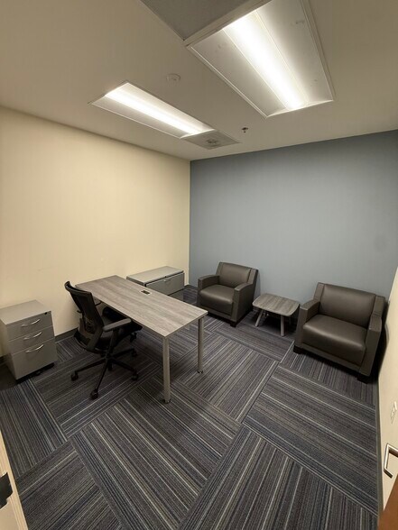 More Photos Of 504-604 E Rosedale St, Fort Worth Unknown For Lease