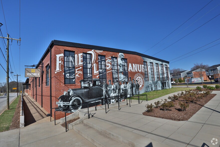 More Photos Of 141 Traction St, Greenville Coworking Space