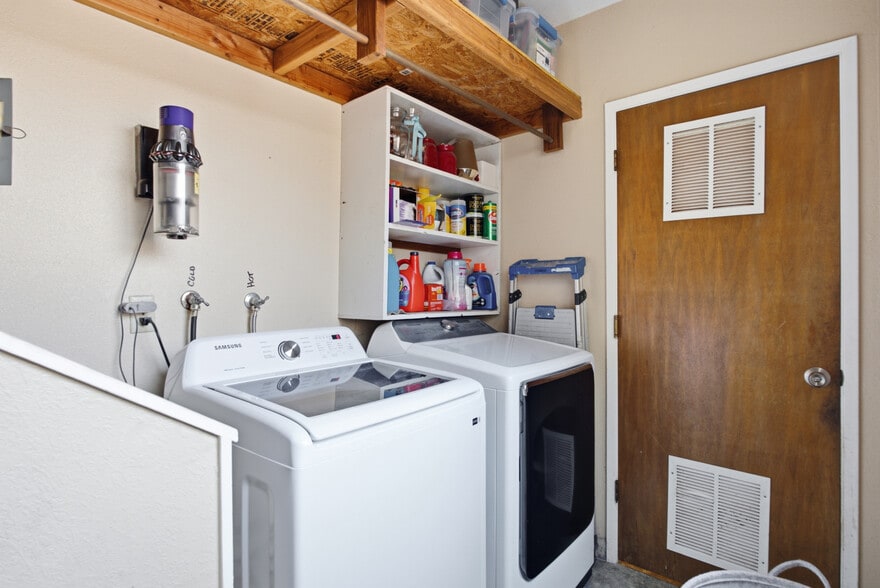 More Photos Of 1584 Chanticleer Ave, Santa Cruz Apartments For Sale