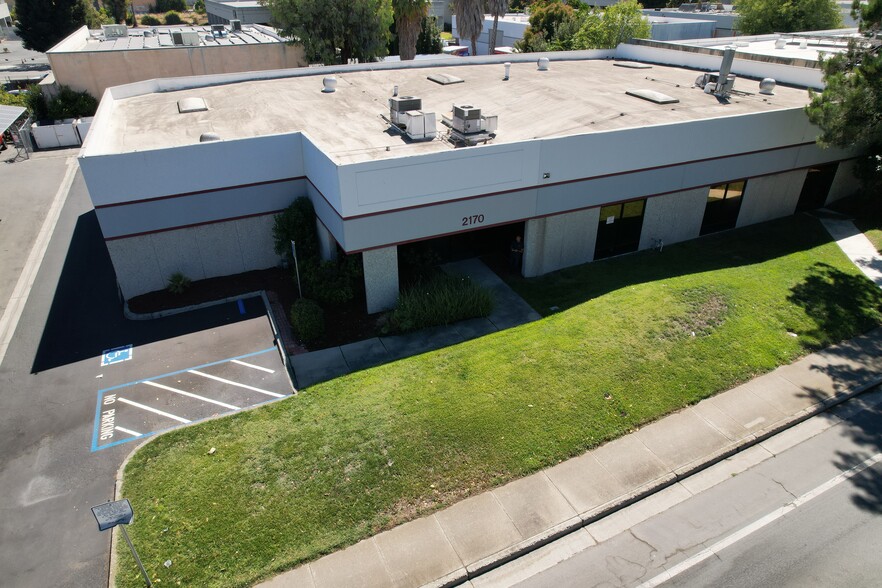 Primary Photo Of 2170 Oakland Rd, San Jose Light Manufacturing For Sale