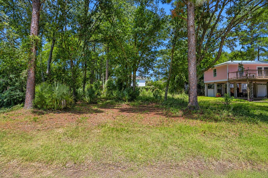 More Photos Of 1017 US-80 Hwy, Tybee Island Land For Sale