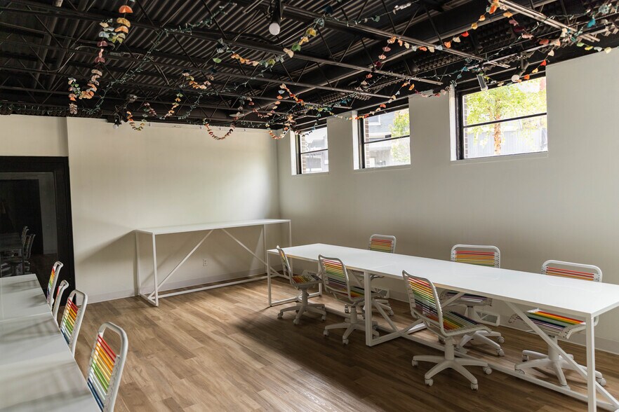 More Photos Of 1501 Lake Dr SE, Grand Rapids Storefront Retail Office For Lease