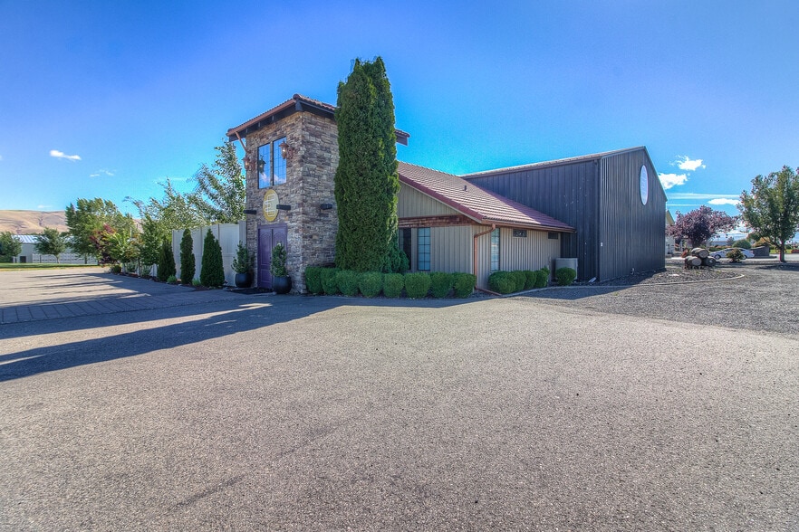 Primary Photo Of 590 Merlot Dr, Prosser Industrial For Sale