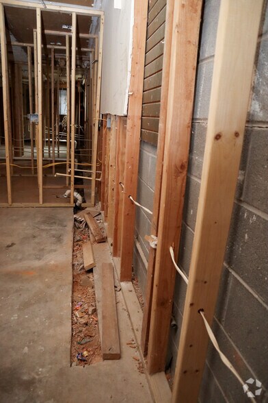 More Photos Of 6135 Petty St SW, Covington General Retail For Sale