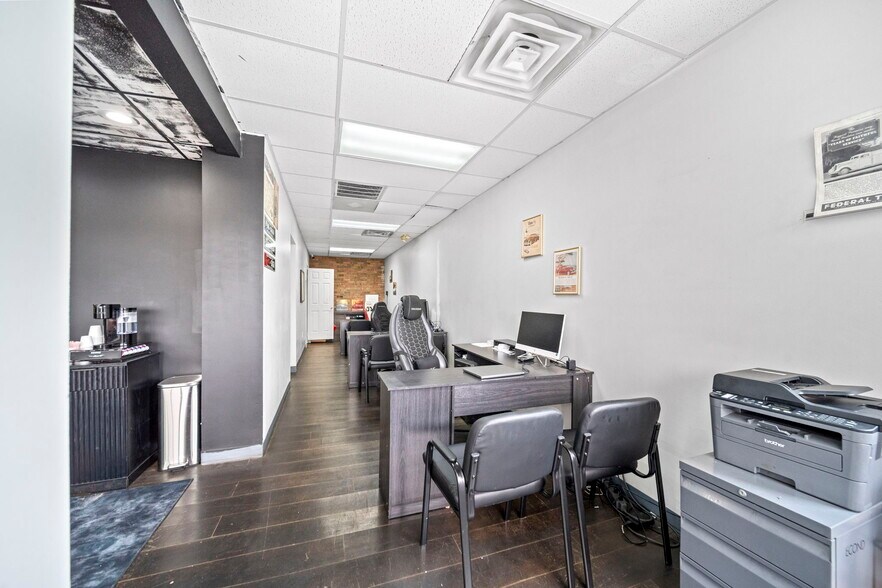 More Photos Of 5250 E Main St, Columbus Auto Dealership For Sale