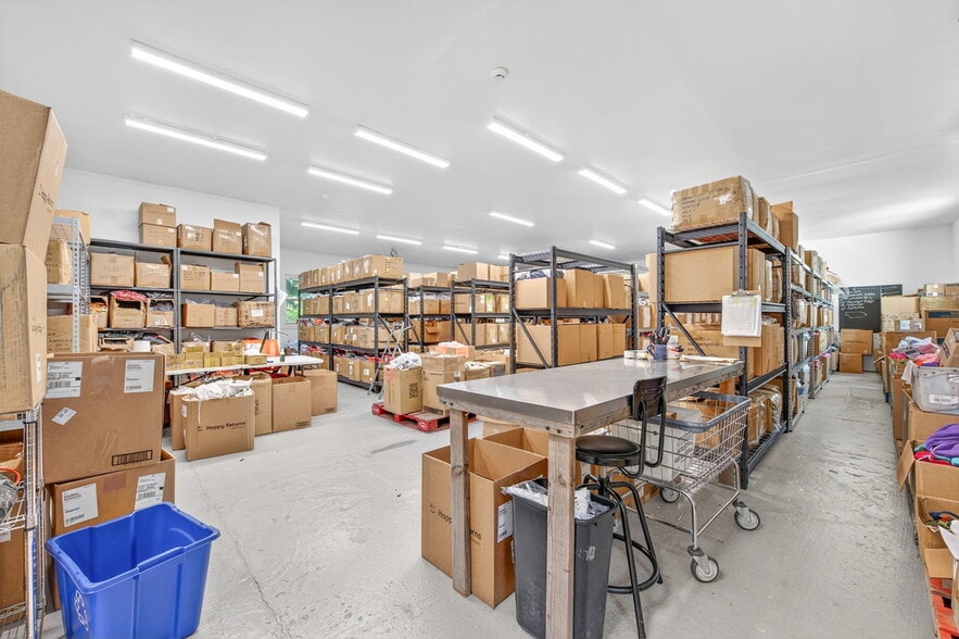 More Photos Of , Woodstock Unknown For Sale