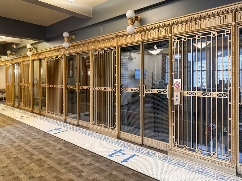 More Photos Of 506 2nd Ave, Seattle Coworking Space