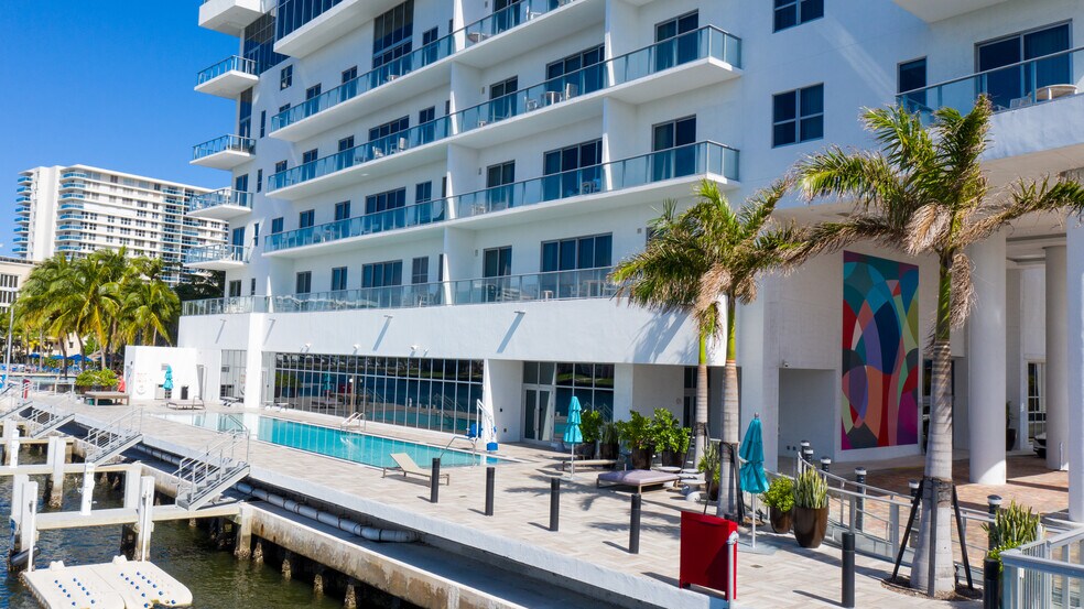 More Photos Of 4010 S Ocean Dr, Hollywood Hotel For Lease