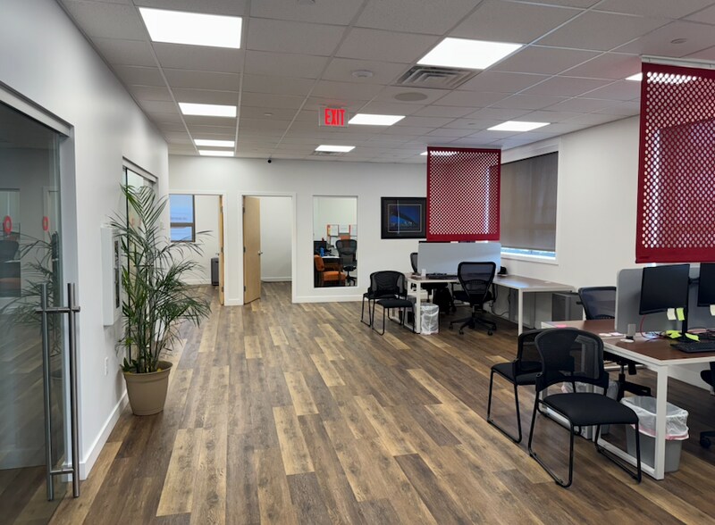 More Photos Of 150 Louis St, South Hackensack Warehouse For Lease