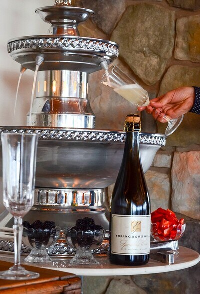 More Photos Of 10660 SW Youngberg Hill Rd, Mcminnville Hotel For Sale