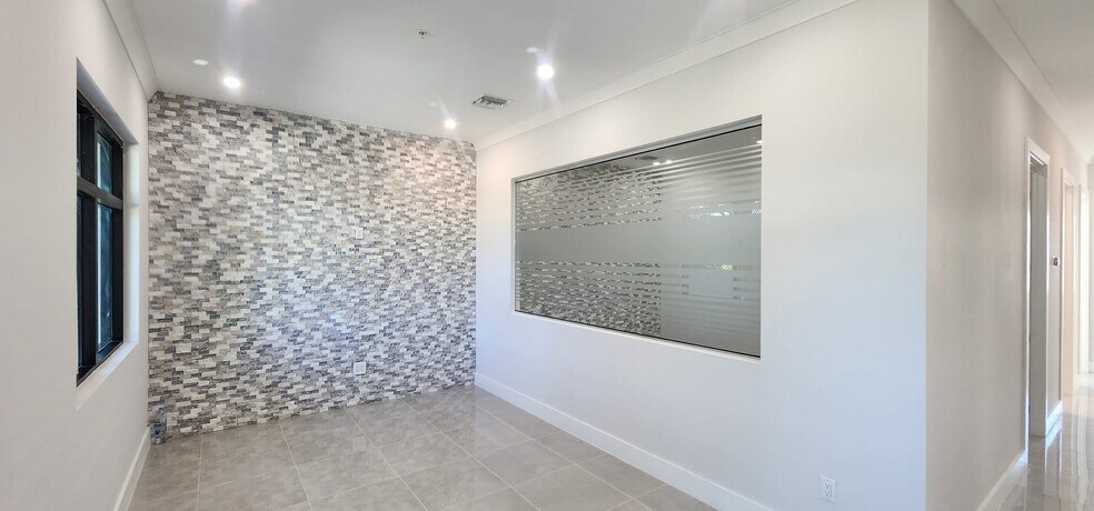 More Photos Of 9100 Belvedere Rd, Royal Palm Beach Unknown For Lease