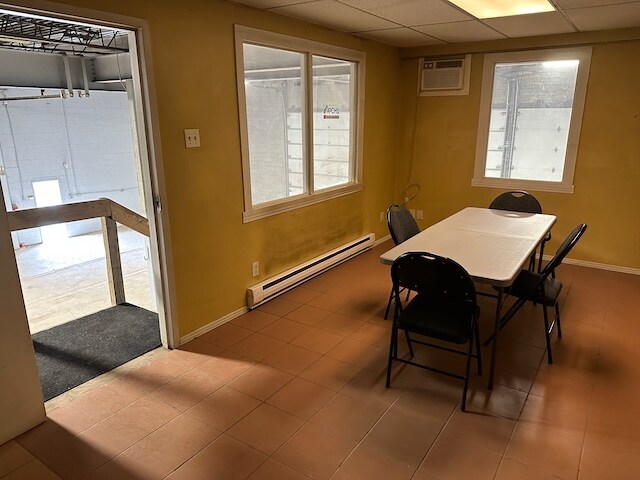 More Photos Of 6798 Pl. Pascal-Gagnon, Montréal Unknown For Lease