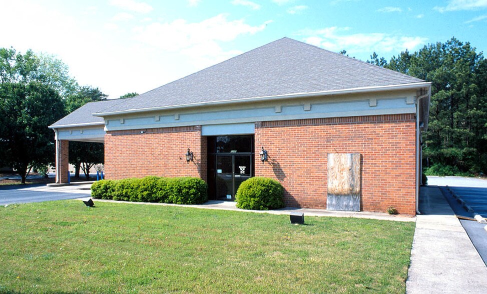 More Photos Of 2260 Lake Harbin Rd, Morrow Restaurant For Sale