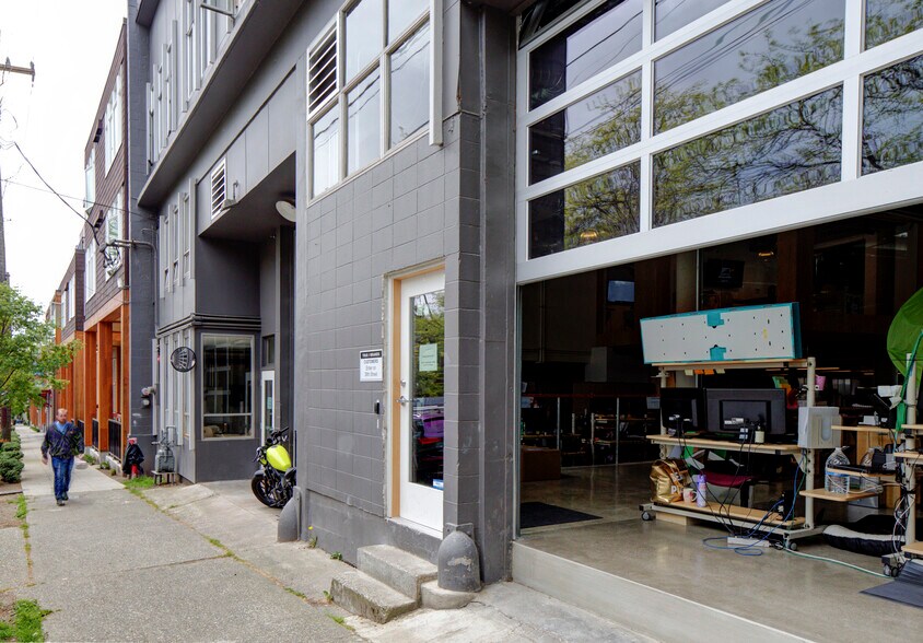 Primary Photo Of 3668 Albion Pl N, Seattle Office For Lease