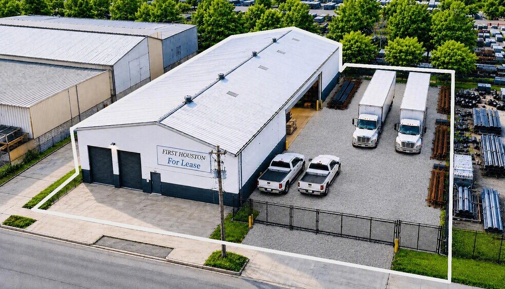 Primary Photo Of 12778 Market Street Rd, Houston Service For Lease