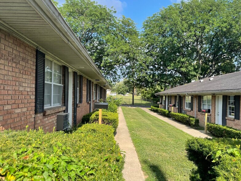 More Photos Of 2271 Hepburn Ave, Dayton Apartments For Sale