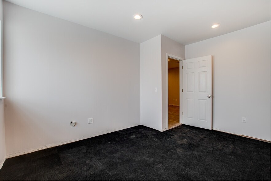 More Photos Of 1243 Tennessee Ave, Cincinnati Warehouse For Sale