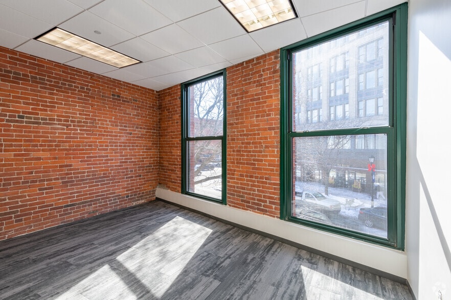 More Photos Of 21 Pleasant St, Malden Loft Creative Space For Lease