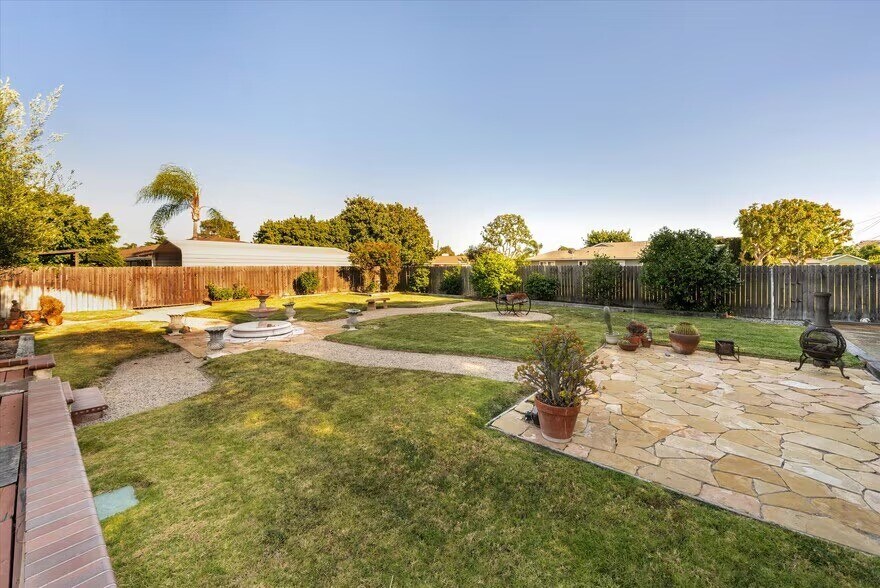 More Photos Of 11212 Chapman Ave, Garden Grove Land For Sale