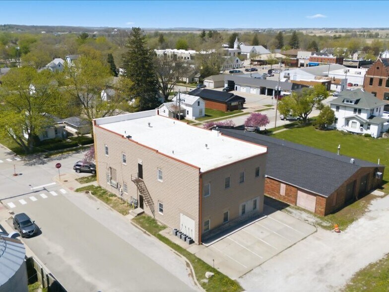 More Photos Of 230 S Dubuque St, Solon Apartments For Sale