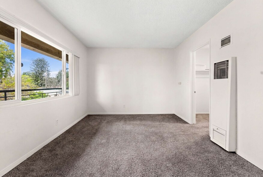 More Photos Of 4415 Rosebud Ln, La Mesa Apartments For Sale