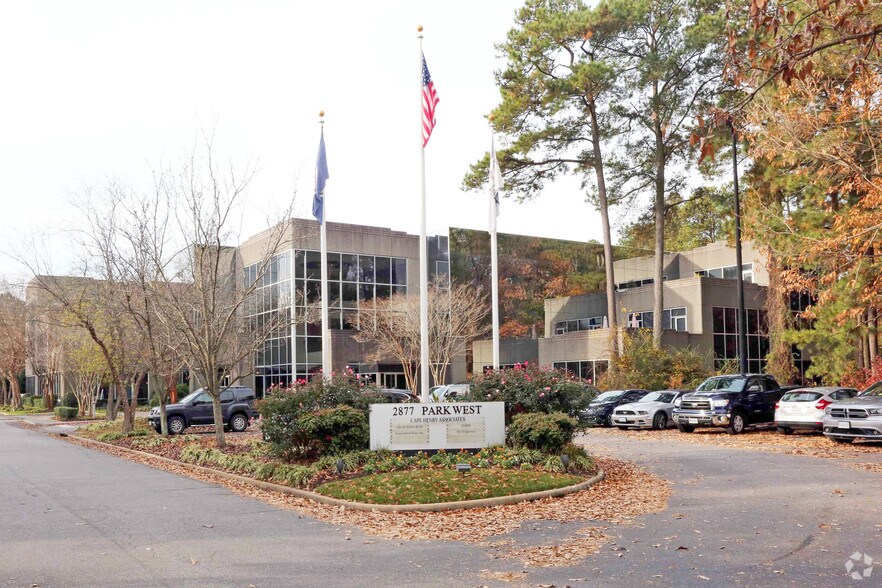 More Photos Of 2877 Guardian Ln, Virginia Beach Office For Lease