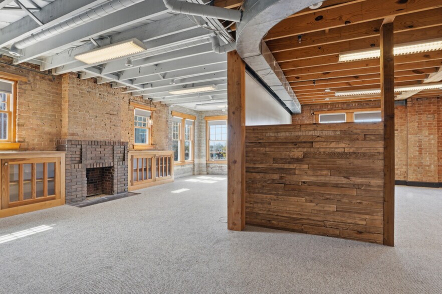 More Photos Of 1200 W Magnolia Ave, Fort Worth Office For Lease