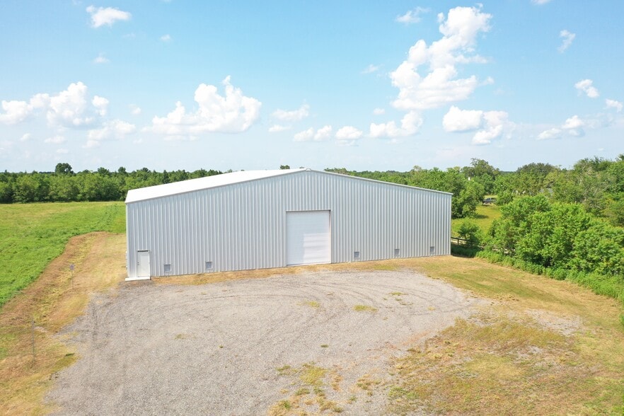 More Photos Of 5145 Old Atascocita Rd, Dayton Flex For Sale