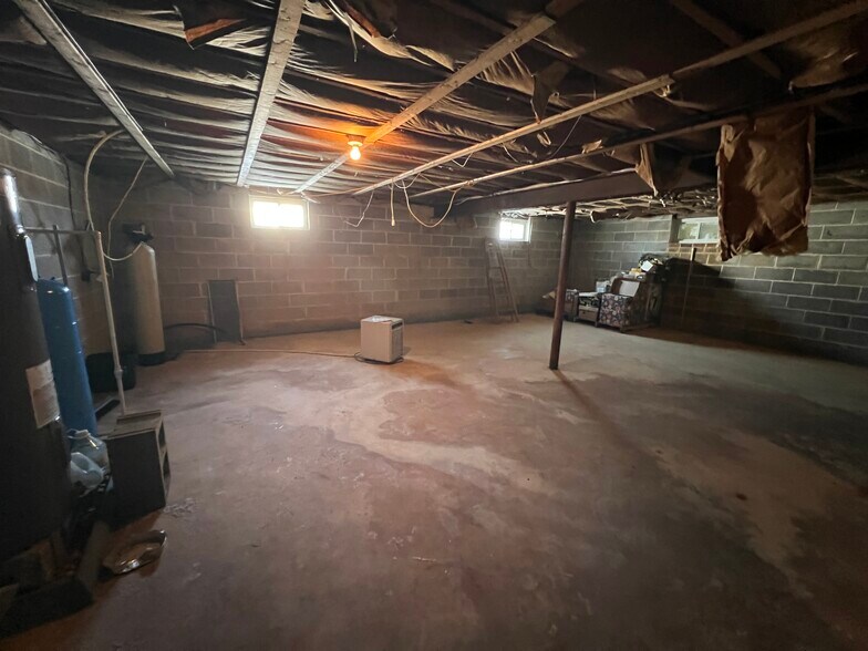 More Photos Of 1020 Pottstown Pike, Chester Springs Office For Sale