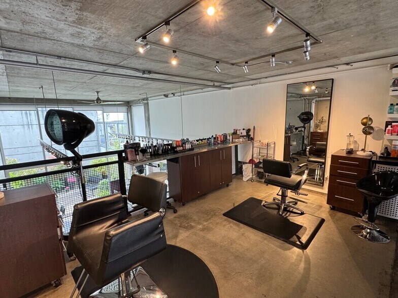 More Photos Of 1540 W 2nd Ave, Vancouver Apartments For Sale