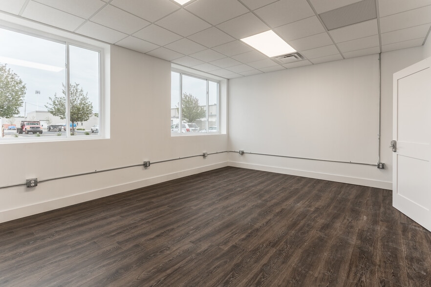 More Photos Of 1320 N Campbell Rd, Royal Oak Office Residential For Lease