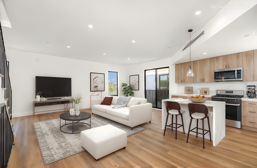 More Photos Of 2204 Carmona Ave, Los Angeles Apartments For Sale