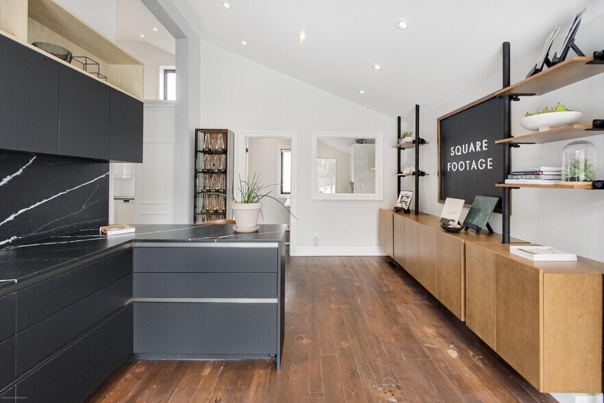 More Photos Of 578 Kingston Rd W, Ajax Office For Sale