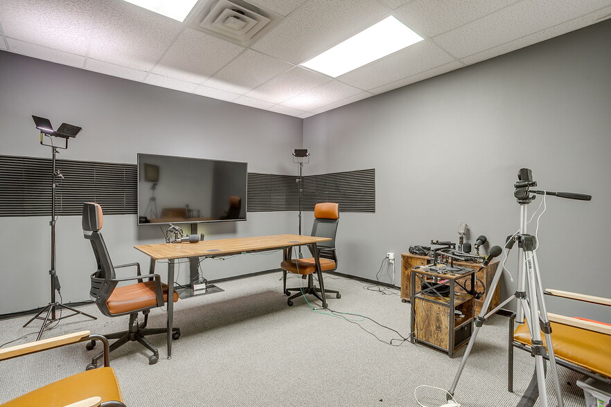 More Photos Of 3108 W 6th St, Fort Worth Office For Lease