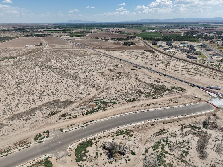More Photos Of 12705 North Loop dr, Clint Land For Sale