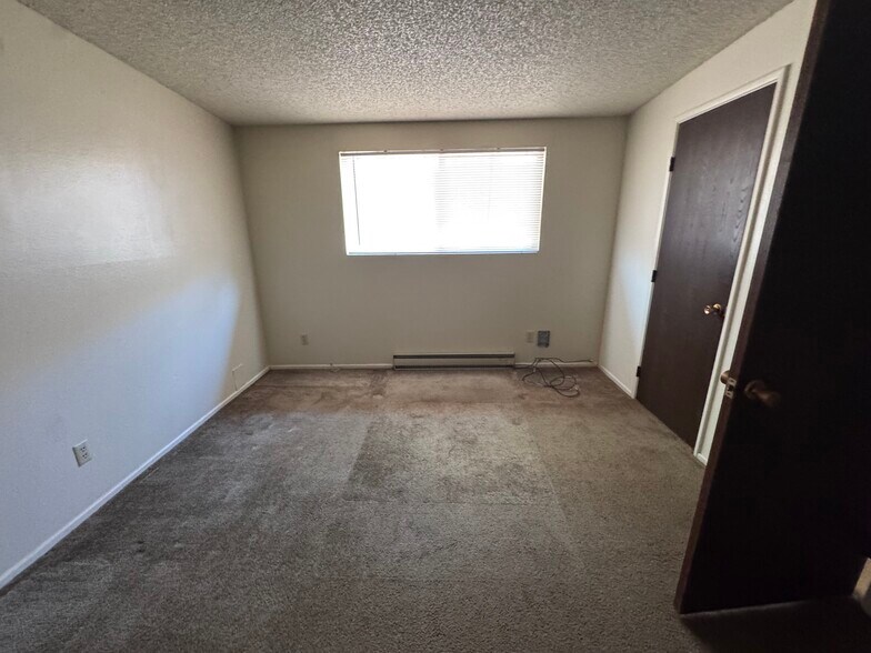 More Photos Of 1715 E Blacklidge Dr, Tucson Apartments For Sale