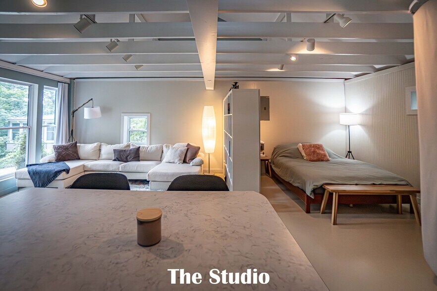 More Photos Of 1185 Highway H Hwy, Hermann Hospitality For Sale