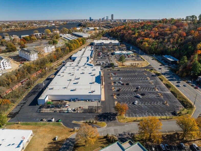 More Photos Of 2516 Cantrell Rd, Little Rock Unknown For Lease