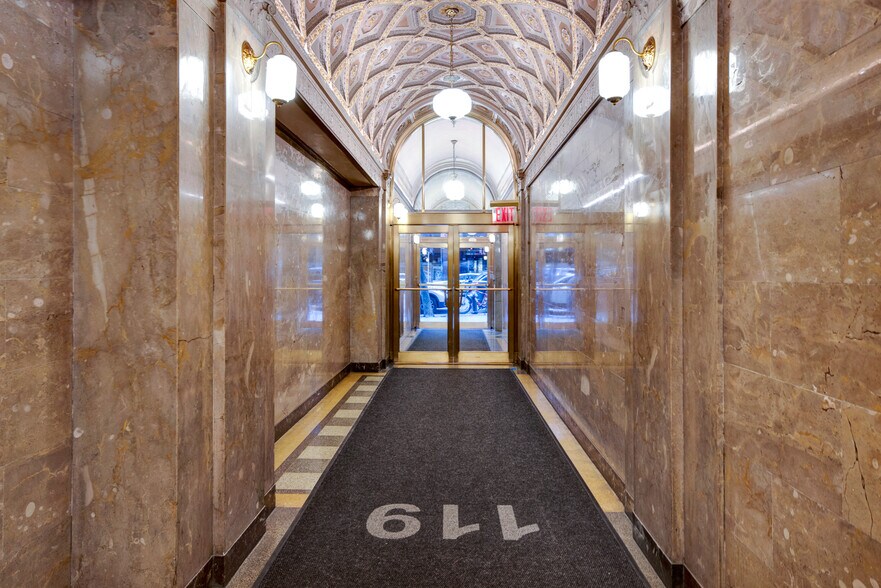 More Photos Of 119-121 W 57th St, New York Medical For Lease