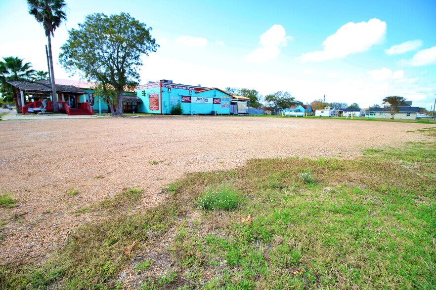 More Photos Of 610 Fisher St, Matagorda Specialty For Sale
